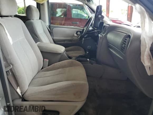 2007 Chevrolet TrailBlazer LT с VIN 1GNDT13S572119194, выставлен на аукционе Copart как лот 85869385 с пробегом 297 195 миль миль и Списание • Salvage title. История ставок и продаж доступна на DreamBid. Изображение 7.