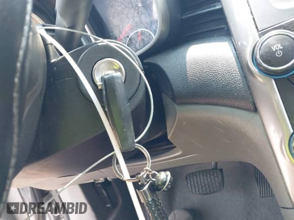 2014 Chevrolet Malibu LS с VIN 1G11B5SL2EF281802, выставлен на аукционе IAAI как лот 43089950 с пробегом 174 640 миль миль и . История ставок и продаж доступна на DreamBid. Изображение 11.