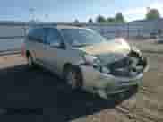 2005 Toyota Sienna XLE z VIN 5TDZA22C15S249449, wystawiony jako Copart lot #82156455 z przebiegiem 156 831 mil mil oraz Szkoda całkowita • Salvage title. Historia ofert i sprzedaży dostępna na DreamBid. Obrazek 14.