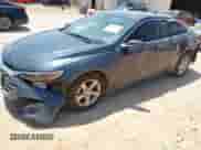 2021 Chevrolet Malibu LS z VIN 1G1ZB5ST8MF078723, wystawiony jako IAAI lot #42819049 z przebiegiem 104 838 mil mil oraz . Historia ofert i sprzedaży dostępna na DreamBid. Obrazek 2.