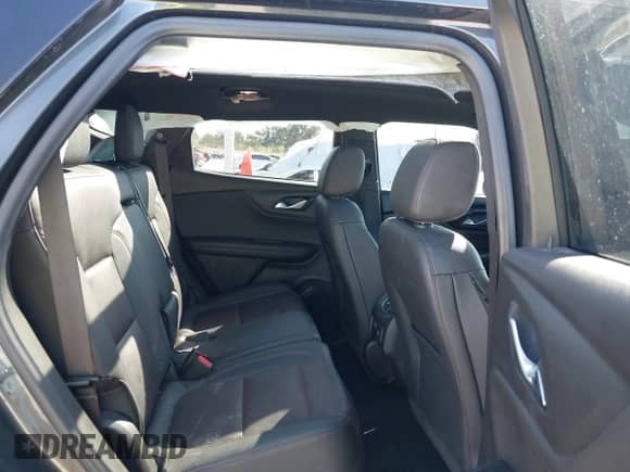 2020 Chevrolet Blazer RS with VIN 3GNKBKRS5LS654306, listed as a IAAI auction lot 40781301 with 116,596 mi miles and . Bid and sale history available at DreamBid. Image 8.