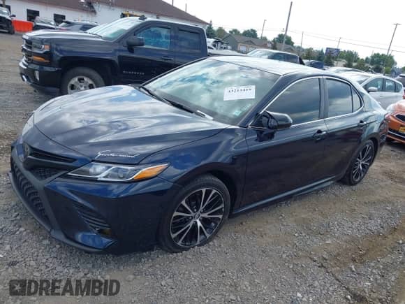 2018 Toyota Camry SE с VIN 4T1B11HK9JU599729, выставлен на аукционе IAAI как лот 43213419 с пробегом 106 815 миль миль и . История ставок и продаж доступна на DreamBid. Изображение 17.