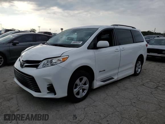 2019 Toyota Sienna LE Auto Access Seat with VIN 5TDKZ3DC9KS997553, listed as a Copart auction lot 69000335 with 51,558 mi miles and Salvage title. Bid and sale history available at DreamBid. Image 1.
