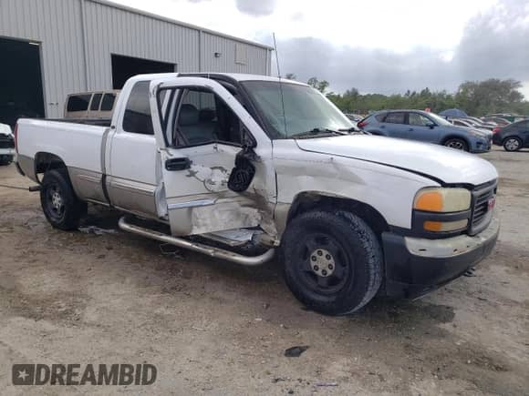1999 GMC Sierra 1500 SLE с VIN 2GTEC19T7X1523238, выставлен на аукционе Copart как лот 52725825 с пробегом 259 925 миль миль и Списание • Salvage title. История ставок и продаж доступна на DreamBid. Изображение 4.