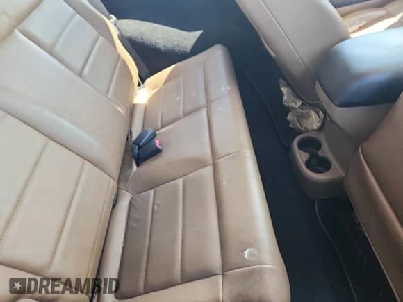 2011 Jeep Wrangler Sahara с VIN 1J4GA5D18BL576541, выставлен на аукционе Copart как лот 87415305 с пробегом 142 246 миль миль и Списание • Salvage title. История ставок и продаж доступна на DreamBid. Изображение 11.