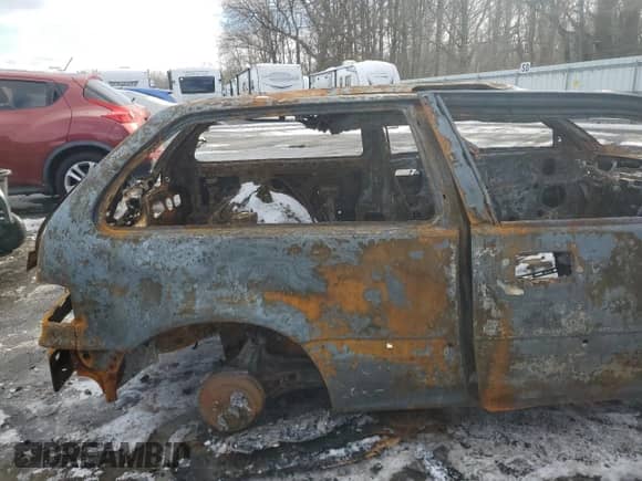 1991 Honda Civic с VIN 2HGED7361MH521234, выставлен на аукционе Copart как лот 87624065 с пробегом Не указан миль и Списание • Salvage title. История ставок и продаж доступна на DreamBid. Изображение 10.