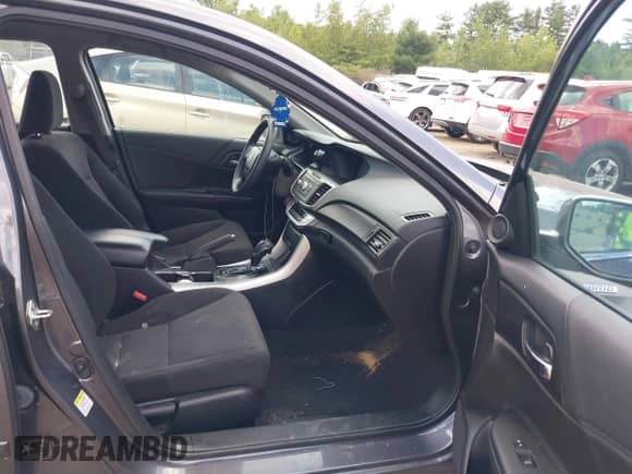 2014 Honda Accord with VIN 1HGCR6F37EA004752, listed as a IAAI auction lot 42598038 with 116,464 mi miles and . Bid and sale history available at DreamBid. Image 5.