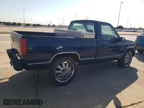 1998 GMC Sierra 1500 z VIN 1GTEC14W2WZ549558, wystawiony jako Copart lot #76294734 z przebiegiem 183 039 mil mil oraz Szkoda całkowita • Salvage title. Historia ofert i sprzedaży dostępna na DreamBid. Obrazek 3.