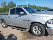 2014 Ram 1500 Big Horn z VIN 1C6RR6GT4ES120788, wystawiony jako IAAI lot #43279713 z przebiegiem 145 985 mil mil oraz . Historia ofert i sprzedaży dostępna na DreamBid. Obrazek 13.