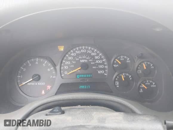 2004 Chevrolet TrailBlazer LT z VIN 1GNDS13S342106362, wystawiony jako IAAI lot #43530651 z przebiegiem 299 317 mil mil oraz . Historia ofert i sprzedaży dostępna na DreamBid. Obrazek 7.