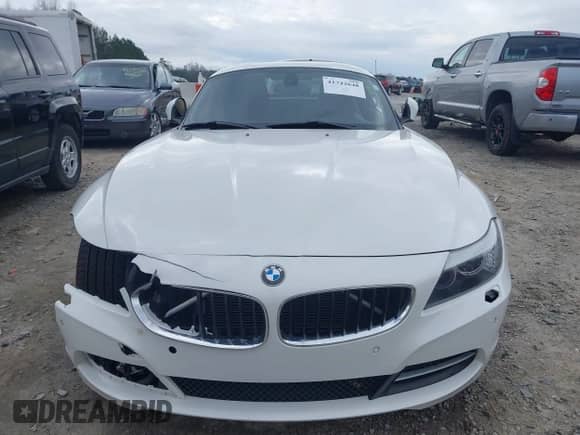 2013 BMW Z4 sDrive28i with VIN WBALL5C5XDJ104436, listed as a IAAI auction lot 41742648 with 112,309 mi miles and . Bid and sale history available at DreamBid. Image 12.