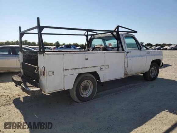 1975 Chevrolet Silverado 1500 z VIN CCY245Z113678, wystawiony jako Copart lot #63928605 z przebiegiem 75 375 mil mil oraz Czysty tytuł • Clean title. Historia ofert i sprzedaży dostępna na DreamBid. Obrazek 3.