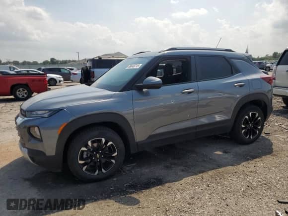 2022 Chevrolet TrailBlazer LT z VIN KL79MPSL3NB059287, wystawiony jako Copart lot #68646715 z przebiegiem Nie podano mil oraz Szkoda całkowita • Salvage title. Historia ofert i sprzedaży dostępna na DreamBid. Obrazek 1.