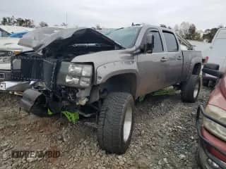 2008 Chevrolet Silverado 2500HD 1LT with VIN 1GCHK23618F118995, listed as a Copart auction lot 49785755 with 317,997 mi miles and Salvage title. Bid and sale history available at DreamBid. Image 1.