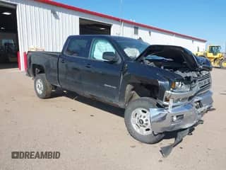 2016 Chevrolet Silverado 2500HD LT z VIN 1GC1KVEGXGF143823, wystawiony jako IAAI lot #42389222 z przebiegiem 152 945 mil mil oraz . Historia ofert i sprzedaży dostępna na DreamBid. Obrazek 1.