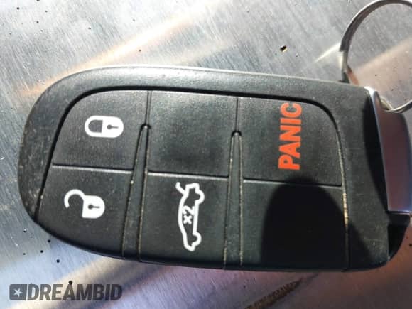 2022 Chrysler 300 Touring z VIN 2C3CCAAG1NH134397, wystawiony jako IAAI lot #42736607 z przebiegiem 35 671 mil mil oraz . Historia ofert i sprzedaży dostępna na DreamBid. Obrazek 11.