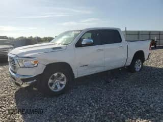 2024 Ram 1500 Laramie z VIN 1C6RREJT2RN218869, wystawiony jako Copart lot #67523895 z przebiegiem 45 045 mil mil oraz Czysty tytuł • Clean title. Historia ofert i sprzedaży dostępna na DreamBid. Obrazek 1.