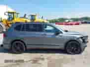 2024 Volkswagen Tiguan SE R-Line Black с VIN 3VV8B7AX9RM099771, выставлен на аукционе IAAI как лот 42948635 с пробегом 11 985 миль миль и . История ставок и продаж доступна на DreamBid. Изображение 14.