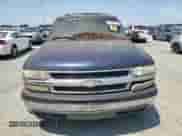 2002 Chevrolet Tahoe LS z VIN 1GNEC13V62R148217, wystawiony jako Copart lot #58536635 z przebiegiem Nie podano mil oraz Czysty tytuł • Clean title. Historia ofert i sprzedaży dostępna na DreamBid. Obrazek 5.