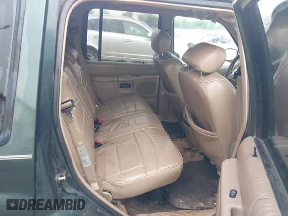 1998 Ford Explorer XLT с VIN 1FMZU35P1WZA75454, выставлен на аукционе IAAI как лот 42360349 с пробегом 169 560 миль миль и . История ставок и продаж доступна на DreamBid. Изображение 8.