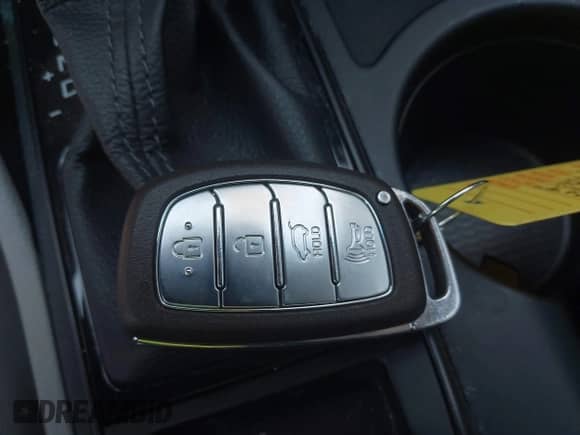 2021 Hyundai Tucson SEL with VIN KM8J3CAL2MU370267, listed as a IAAI auction lot 42662167 with 70,273 mi miles and . Bid and sale history available at DreamBid. Image 11.