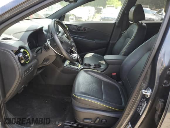2019 Hyundai Kona Limited с VIN KM8K33A51KU216023, выставлен на аукционе Copart как лот 65227635 с пробегом 139 481 миль миль и Чистый • Clean title. История ставок и продаж доступна на DreamBid. Изображение 7.