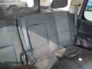 2010 Chevrolet Tahoe Commercial z VIN 1GNUKAE08AR131627, wystawiony jako IAAI lot #43293372 z przebiegiem 332 638 mil mil oraz . Historia ofert i sprzedaży dostępna na DreamBid. Obrazek 8.