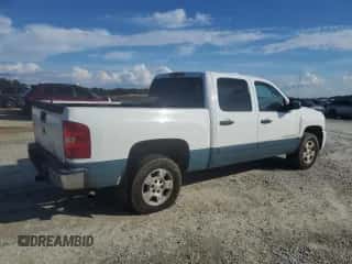2007 Chevrolet Silverado 1500 1LT z VIN 2GCEC13JX71625544, wystawiony jako Copart lot #85597815 z przebiegiem 237 191 mil mil oraz Czysty tytuł • Clean title. Historia ofert i sprzedaży dostępna na DreamBid. Obrazek 3.