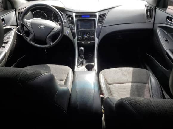 2012 Hyundai Sonata SE с VIN 5NPEC4AC5CH410040, выставлен на аукционе Copart как лот 82420935 с пробегом 203 465 миль миль и Чистый • Clean title. История ставок и продаж доступна на DreamBid. Изображение 8.