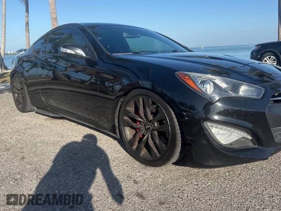 2015 Hyundai Genesis Coupe Ultimate с VIN KMHHU6KJ3FU122090, выставлен на аукционе Copart как лот 44834145 с пробегом 93 798 миль миль и Списание • Salvage title. История ставок и продаж доступна на DreamBid. Изображение 1.