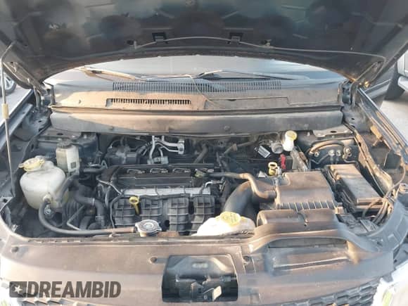 2013 Dodge Journey American Value z VIN 3C4PDCAB8DT657013, wystawiony jako IAAI lot #43170177 z przebiegiem 214 875 mil mil oraz . Historia ofert i sprzedaży dostępna na DreamBid. Obrazek 10.