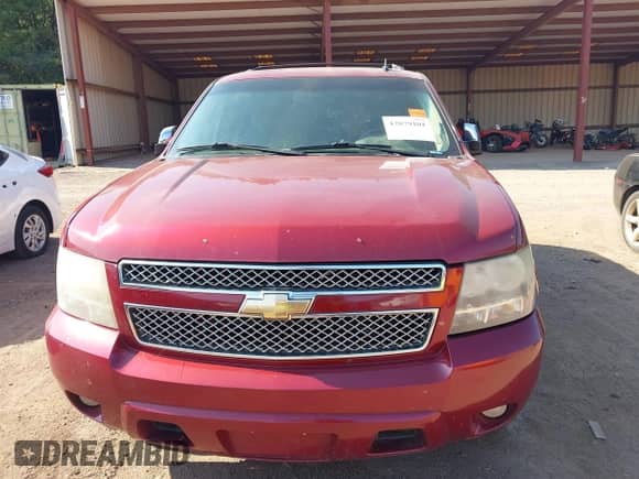 2011 Chevrolet Tahoe LTZ с VIN 1GNSCCE04BR134185, выставлен на аукционе IAAI как лот 42879101 с пробегом 315 285 миль миль и . История ставок и продаж доступна на DreamBid. Изображение 12.