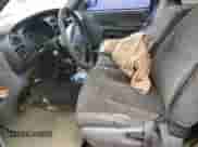 1998 Dodge 1500 z VIN 3B7HF12Z7WG122586, wystawiony jako Copart lot #50591075 z przebiegiem 186 692 mil mil oraz Szkoda całkowita • Salvage title. Historia ofert i sprzedaży dostępna na DreamBid. Obrazek 7.