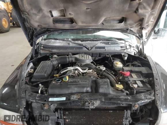 2001 Dodge Dakota with VIN 1B7GG2AX61S202929, listed as a IAAI auction lot 41381068 with 107,561 mi miles and . Bid and sale history available at DreamBid. Image 10.