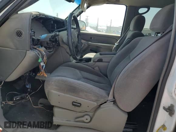 2006 Chevrolet Silverado 1500 LT2 z VIN 2GCEC13Z161276777, wystawiony jako Copart lot #53574645 z przebiegiem 226 707 mil mil oraz Szkoda całkowita • Salvage title. Historia ofert i sprzedaży dostępna na DreamBid. Obrazek 7.