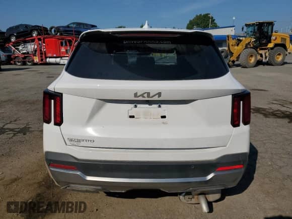 2025 Kia Sorento S с VIN 5XYRL4JC2SG364948, выставлен на аукционе Copart как лот 67294145 с пробегом 10 973 миль миль и Списание • Salvage title. История ставок и продаж доступна на DreamBid. Изображение 6.