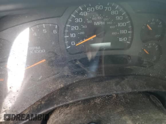 2004 Chevrolet Silverado 2500HD Work Truck с VIN 1GCHK29UX4E161480, выставлен на аукционе Copart как лот 68865455 с пробегом Не указан миль и Списание • Salvage title. История ставок и продаж доступна на DreamBid. Изображение 9.