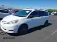 2007 Toyota Sienna LE с VIN 5TDZK23CX7S056036, выставлен на аукционе IAAI как лот 43365877 с пробегом 208 903 миль миль и . История ставок и продаж доступна на DreamBid. Изображение 12.
