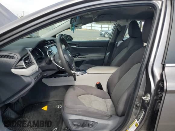 2019 Toyota Camry Hybrid LE с VIN 4T1B31HK3KU006667, выставлен на аукционе Copart как лот 80162455 с пробегом 81 491 миль миль и Списание • Salvage title. История ставок и продаж доступна на DreamBid. Изображение 7.