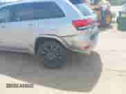 2018 Jeep Grand Cherokee Laredo E с VIN 1C4RJEAG3JC344533, выставлен на аукционе IAAI как лот 43160589 с пробегом 105 169 миль миль и . История ставок и продаж доступна на DreamBid. Изображение 6.