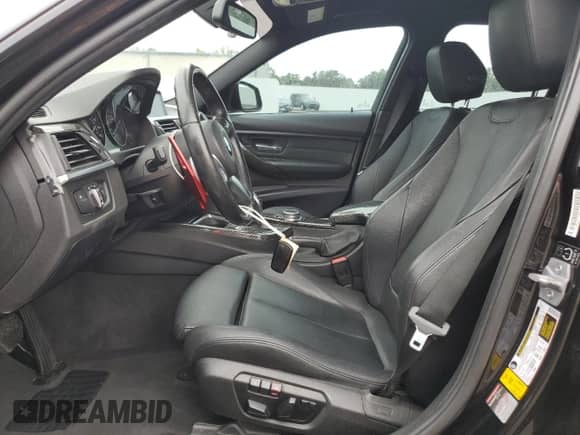 2015 BMW 3 Series 335i с VIN WBA3A9G55FNS66199, выставлен на аукционе Copart как лот 67409605 с пробегом 82 042 миль миль и Списание • Salvage title. История ставок и продаж доступна на DreamBid. Изображение 7.