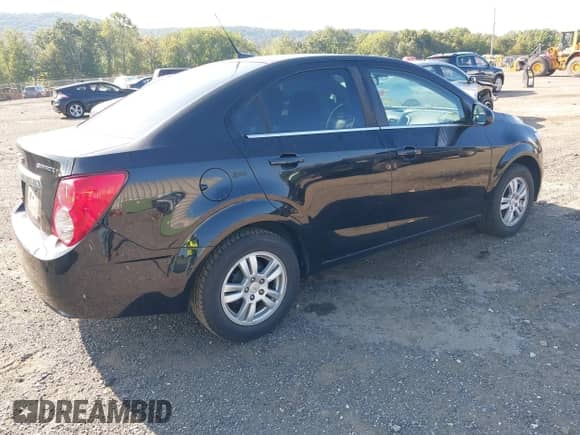 2012 Chevrolet Sonic LT с VIN 1G1JC5SH8C4137771, выставлен на аукционе IAAI как лот 43206758 с пробегом 74 457 миль миль и . История ставок и продаж доступна на DreamBid. Изображение 4.