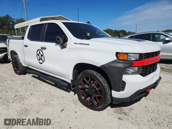 2020 Chevrolet Silverado 1500 Custom z VIN 1GCPWBEH0LZ251625, wystawiony jako Copart lot #84759315 z przebiegiem 196 080 mil mil oraz Czysty tytuł • Clean title. Historia ofert i sprzedaży dostępna na DreamBid. Obrazek 4.