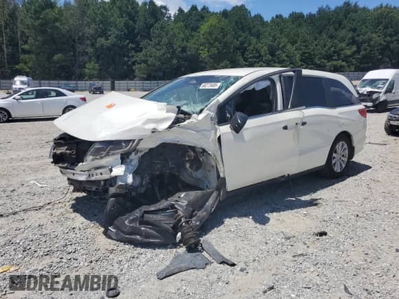2018 Honda Odyssey LX with VIN 5FNRL6H21JB086686, listed as a Copart auction lot 66273485 with Not provided miles and Salvage title. Bid and sale history available at DreamBid. Image 1.