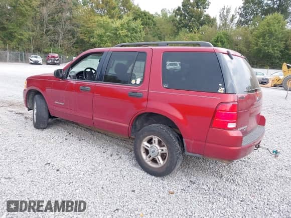 2004 Ford Explorer XLT with VIN 1FMZU73K84UC14729, listed as a IAAI auction lot 43256683 with 245,323 mi miles and . Bid and sale history available at DreamBid. Image 3.