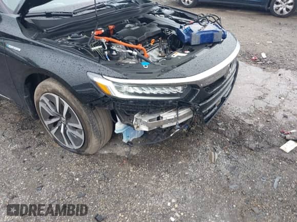 2020 Honda Accord Touring with VIN 1HGCV3F93LA016411, listed as a IAAI auction lot 42355462 with 99,137 mi miles and . Bid and sale history available at DreamBid. Image 19.