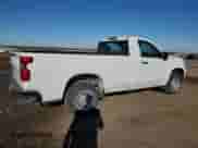 2022 Chevrolet Silverado 1500 Work Truck with VIN 3GCNAAEK7NG549636, listed as a Copart auction lot 75176904 with 33,239 mi miles and Salvage title. Bid and sale history available at DreamBid. Image 3.