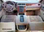 2011 Chevrolet Tahoe LS с VIN 1GNSCAE0XBR372370, выставлен на аукционе Copart как лот 81262105 с пробегом Не указан миль и Чистый • Clean title. История ставок и продаж доступна на DreamBid. Изображение 8.