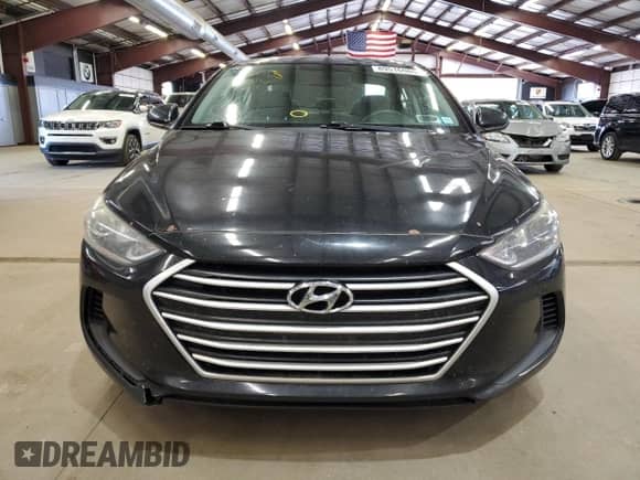 2017 Hyundai Elantra SE z VIN 5NPD84LF7HH044738, wystawiony jako Copart lot #89516985 z przebiegiem 173 854 mil mil oraz Czysty tytuł • Clean title. Historia ofert i sprzedaży dostępna na DreamBid. Obrazek 5.