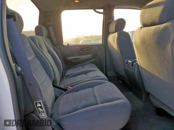 2002 Ford F-150 XLT с VIN 1FTRW08692KD89789, выставлен на аукционе Copart как лот 52621555 с пробегом 150 012 миль миль и Списание • Salvage title. История ставок и продаж доступна на DreamBid. Изображение 10.